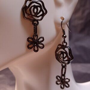 Black Wire Dangle earrings